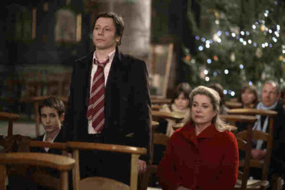 A Christmas Tale (2008) with English Subtitles on DVD - Image 2