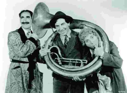 A Day at the Races (1937) Starring Groucho Marx on DVD - Image 2