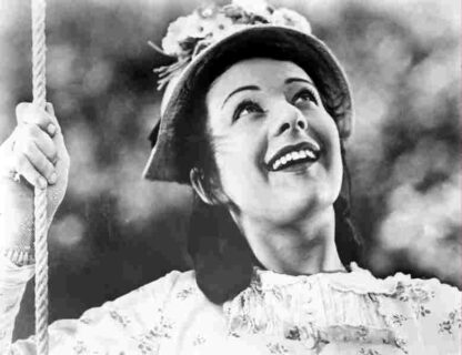 A Day in the Country (1946) with English Subtitles on DVD - Image 4
