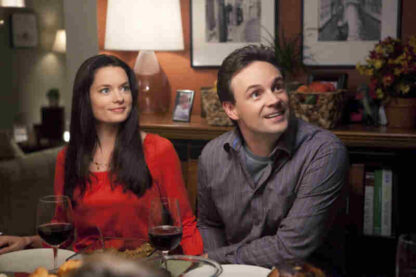 A Family Thanksgiving (2010) Starring Daphne Zuniga on DVD - Image 2
