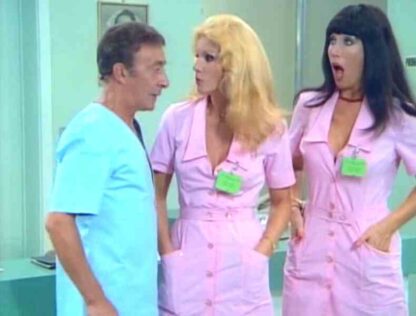 A los cirujanos se les va la mano (1980) with English Subtitles on DVD - Image 3