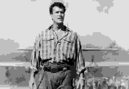 Air America (1990) Starring Mel Gibson on DVD - Image 3