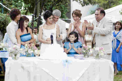 Aquí entre nos (2011) with English Subtitles on DVD - Image 4