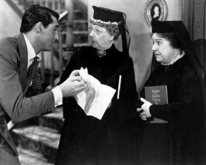 Arsenic and Old Lace (1944) Starring Cary Grant on DVD - Image 4
