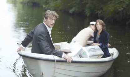 Avalon (2011) with English Subtitles on DVD - Image 4