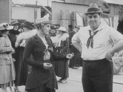 Behind the Screen (1916) with English Subtitles on DVD - Image 2