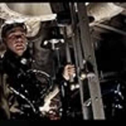 Below (2002) Starring Matthew Davis on DVD - Image 3