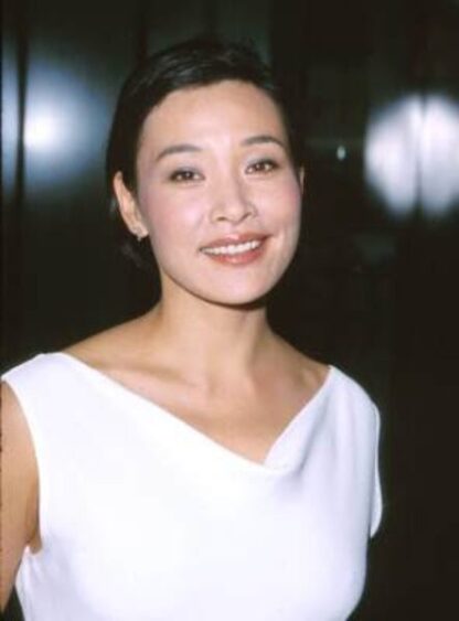 Besieged (1998) Starring Thandiwe Newton on DVD - Image 4