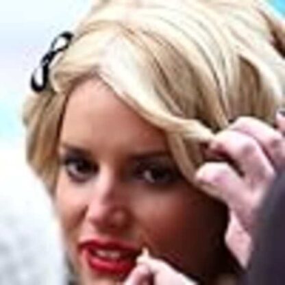Blonde Ambition (2007) Starring Jessica Simpson on DVD - Image 2