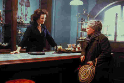 Chocolat (2000) Starring Alfred Molina on DVD - Image 2