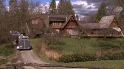 Christmas Lodge (2011) Starring Erin Karpluk on DVD - Image 2