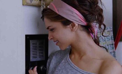 Cocktail (2012) with English Subtitles on DVD - Image 4