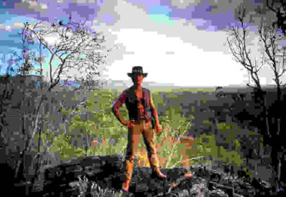 Crocodile Dundee (1986) Starring Paul Hogan on DVD - Image 3