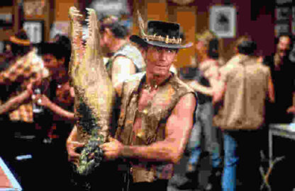Crocodile Dundee (1986) Starring Paul Hogan on DVD - Image 4