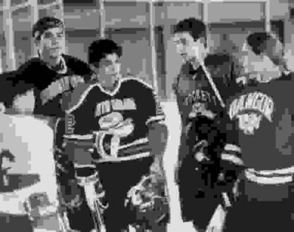 D2: The Mighty Ducks (1994) Starring Emilio Estevez on DVD - Image 3