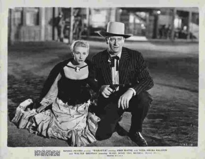 Dakota (1945) Starring John Wayne on DVD - Image 3