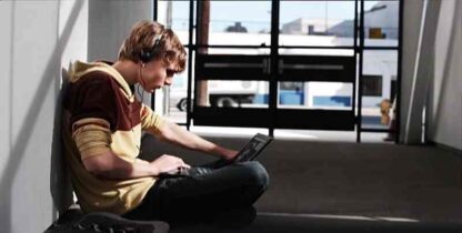 DisCONNECTED (2011) Starring Jordan Calloway on DVD - Image 2