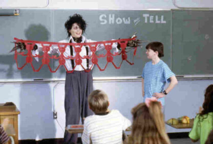 Edward Scissorhands (1990) Starring Johnny Depp on DVD