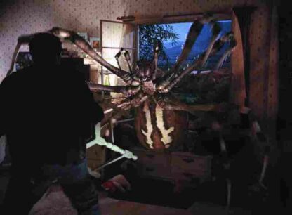 Eight Legged Freaks (2002) Starring David Arquette on DVD - Image 3