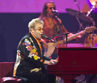 Elton John: The Red Piano (2005) Starring Elton John on DVD - Image 2