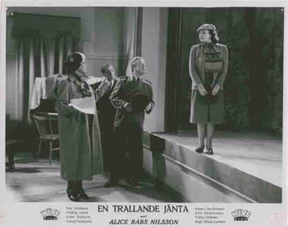 En trallande jänta (1942) with English Subtitles on DVD - Image 2