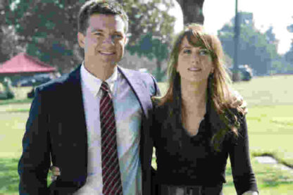 Extract (2009) Starring Jason Bateman on DVD - Image 2
