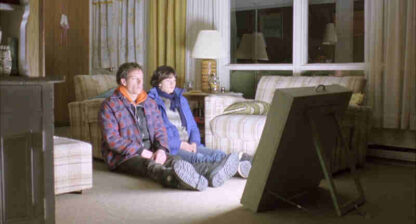 Familiar Grounds (2011) with English Subtitles on DVD - Image 2