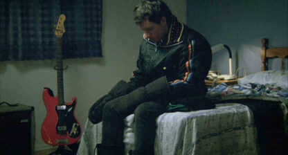 Familiar Grounds (2011) with English Subtitles on DVD - Image 3