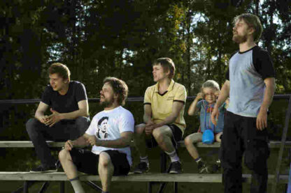 Fanatics (2012) with English Subtitles on DVD - Image 4