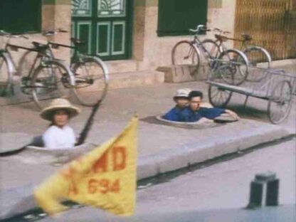 Far from Vietnam (1967) with English Subtitles on DVD - Image 3
