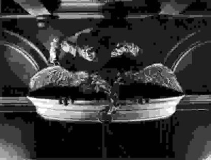 Finances of the Grand Duke (1924) with English Subtitles on DVD - Image 2