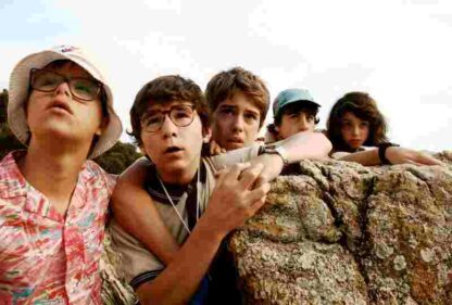 Forever Young (2010) with English Subtitles on DVD - Image 2