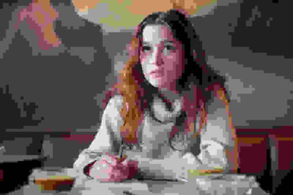 Ginger & Rosa (2012) Starring Elle Fanning on DVD - Image 4