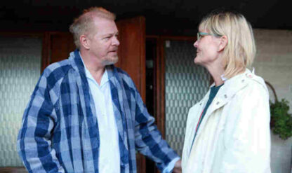 Happy End (2011) with English Subtitles on DVD - Image 2