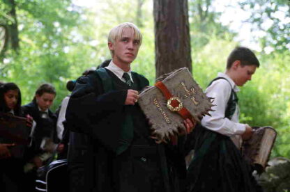 Harry Potter and the Prisoner of Azkaban (2004) Starring Daniel Radcliffe on DVD - Image 3