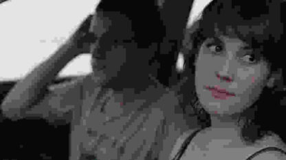 Hello I Must Be Going (2012) Starring Melanie Lynskey on DVD - Image 3
