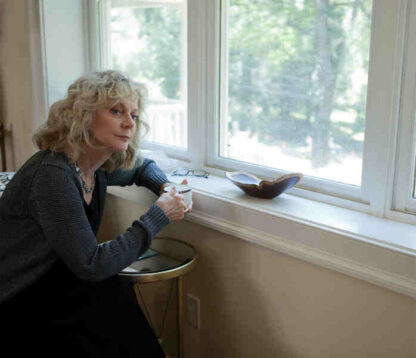 Hello I Must Be Going (2012) Starring Melanie Lynskey on DVD - Image 4
