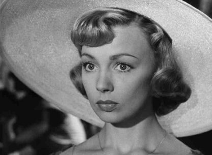 Holiday for Henrietta (1952) with English Subtitles on DVD