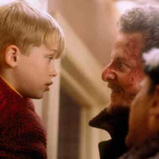 Home Alone (1990) Starring Macaulay Culkin on DVD