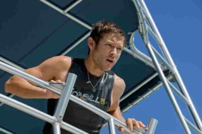 Into the Blue 2: The Reef (2009) Starring Chris Carmack on DVD - Image 3