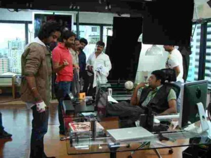Khaleja (2010) with English Subtitles on DVD - Image 2