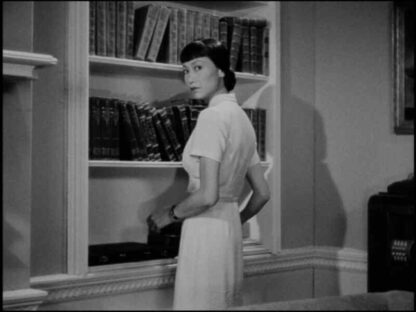 King of Chinatown (1939) Starring Anna May Wong on DVD - Image 3