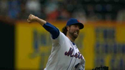 Knuckleball! (2012) Starring Tim Wakefield on DVD - Image 4