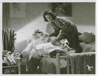 Kristin kommenderar (1946) with English Subtitles on DVD - Image 2