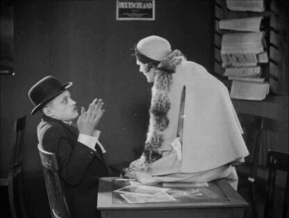 Kukla s millionami (1928) with English Subtitles on DVD - Image 3