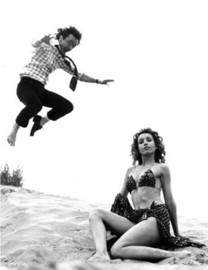 La cabina (1973) with English Subtitles on DVD - Image 2