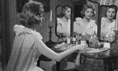 La cambiale (1959) with English Subtitles on DVD - Image 2
