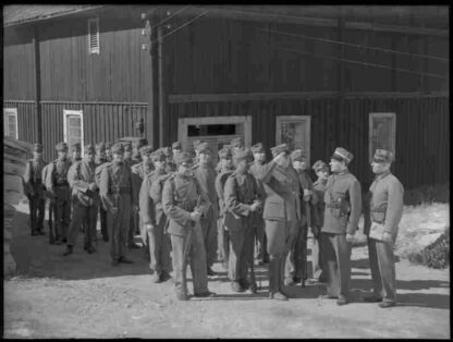 Landstormens lilla Lotta (1939) with English Subtitles on DVD - Image 4