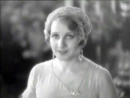 Le parfum de la dame en noir (1931) Starring Huguette Duflos on DVD