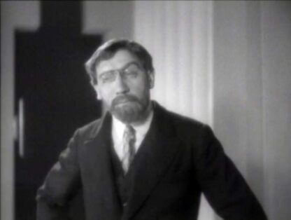 Le parfum de la dame en noir (1931) Starring Huguette Duflos on DVD - Image 3